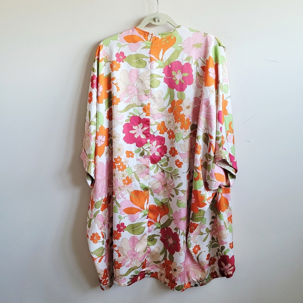 Umgee Springtime‎ Cream Kimono - Picture 6 of 8